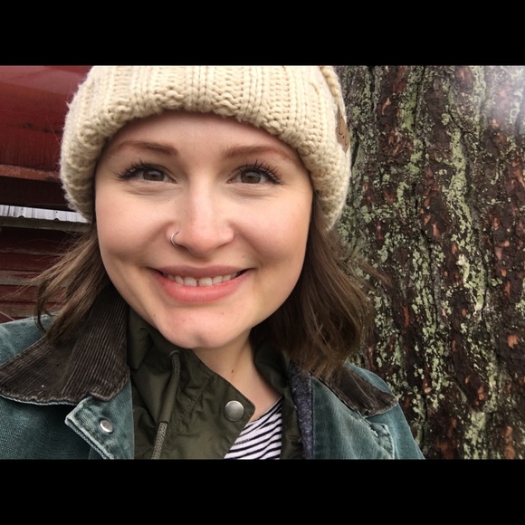 Meet your Posher, Bailey - Picture 1 of 1